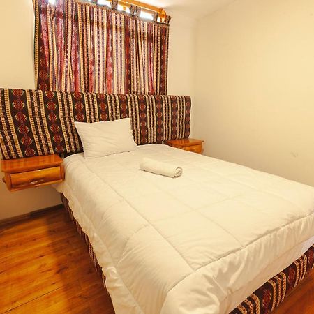 Los Ponchos Inn Apartasuite Otavalo Dış mekan fotoğraf