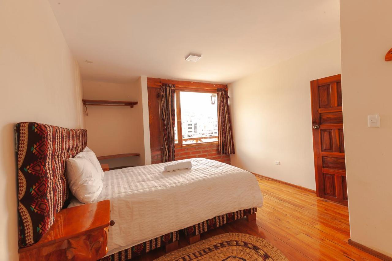 Los Ponchos Inn Apartasuite Otavalo Dış mekan fotoğraf
